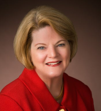 Portrait of Leslie Rhodes, REALTOR®